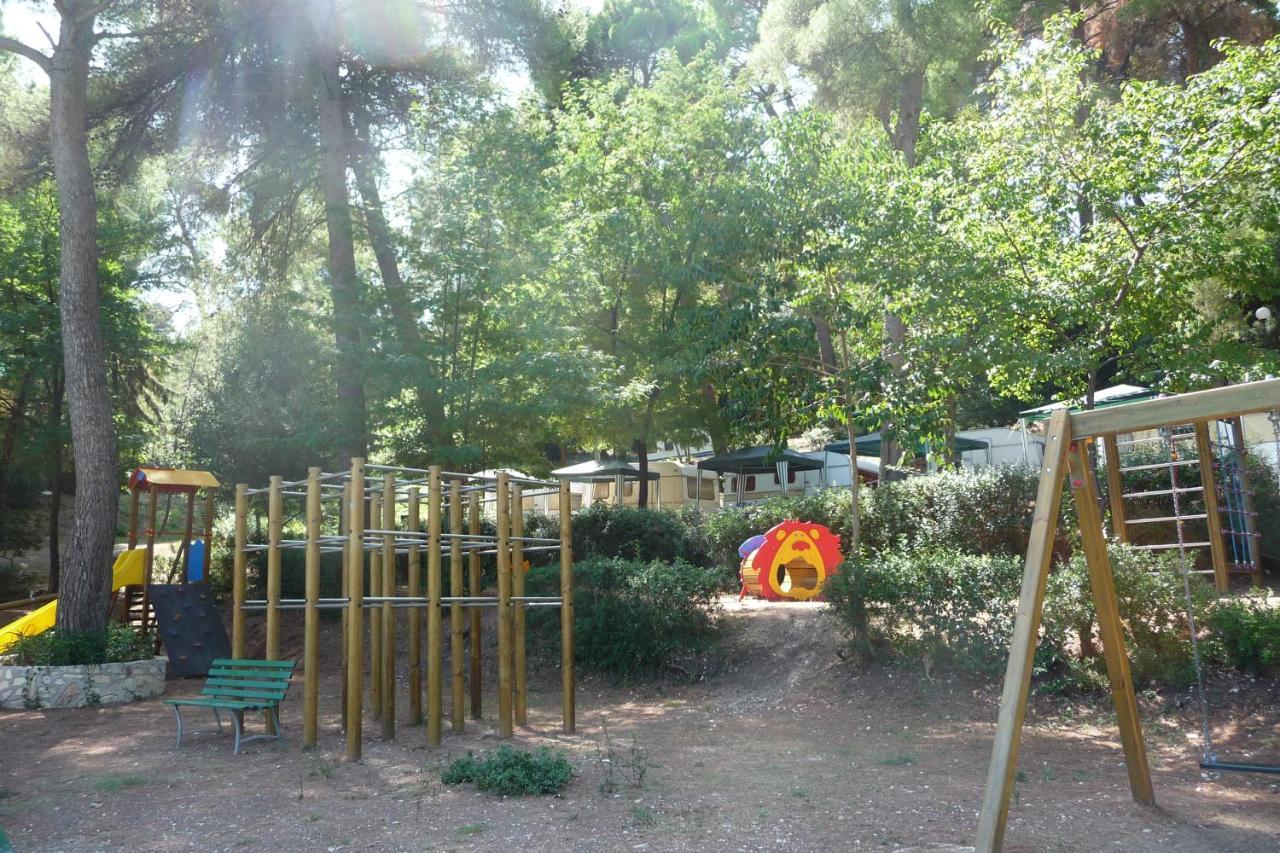 Happy Camp Mobile Homes In Camping Villaggio Internazionale 圣梅纳伊欧 外观 照片